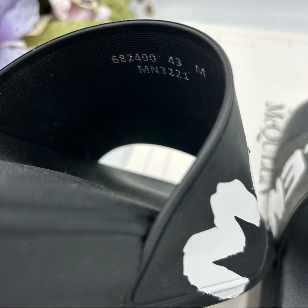 Men’s Alexander McQueen graffiti rubber sandals size 43 made in Italy